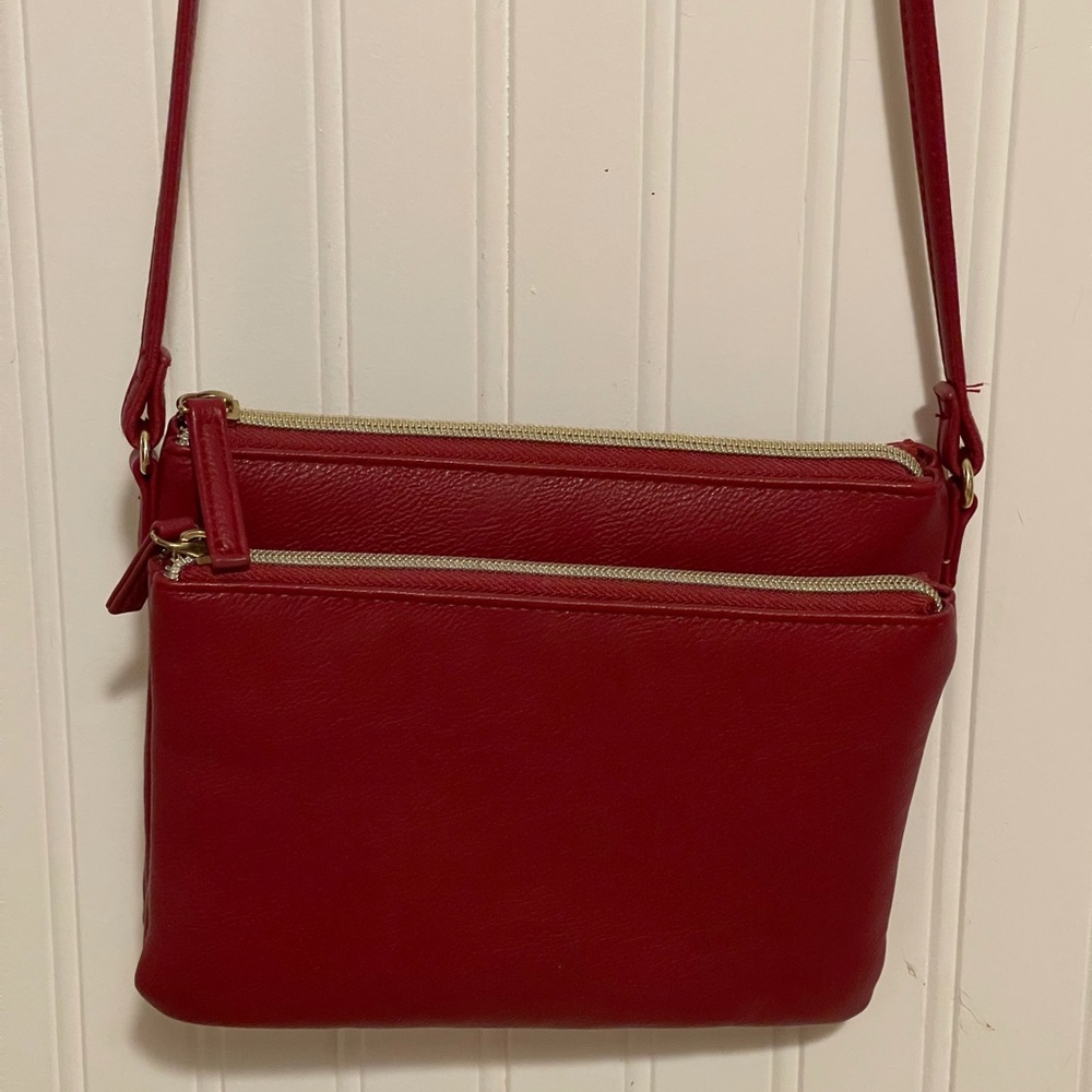 Red Crossbody - RFID/Safe Keeper - EUC